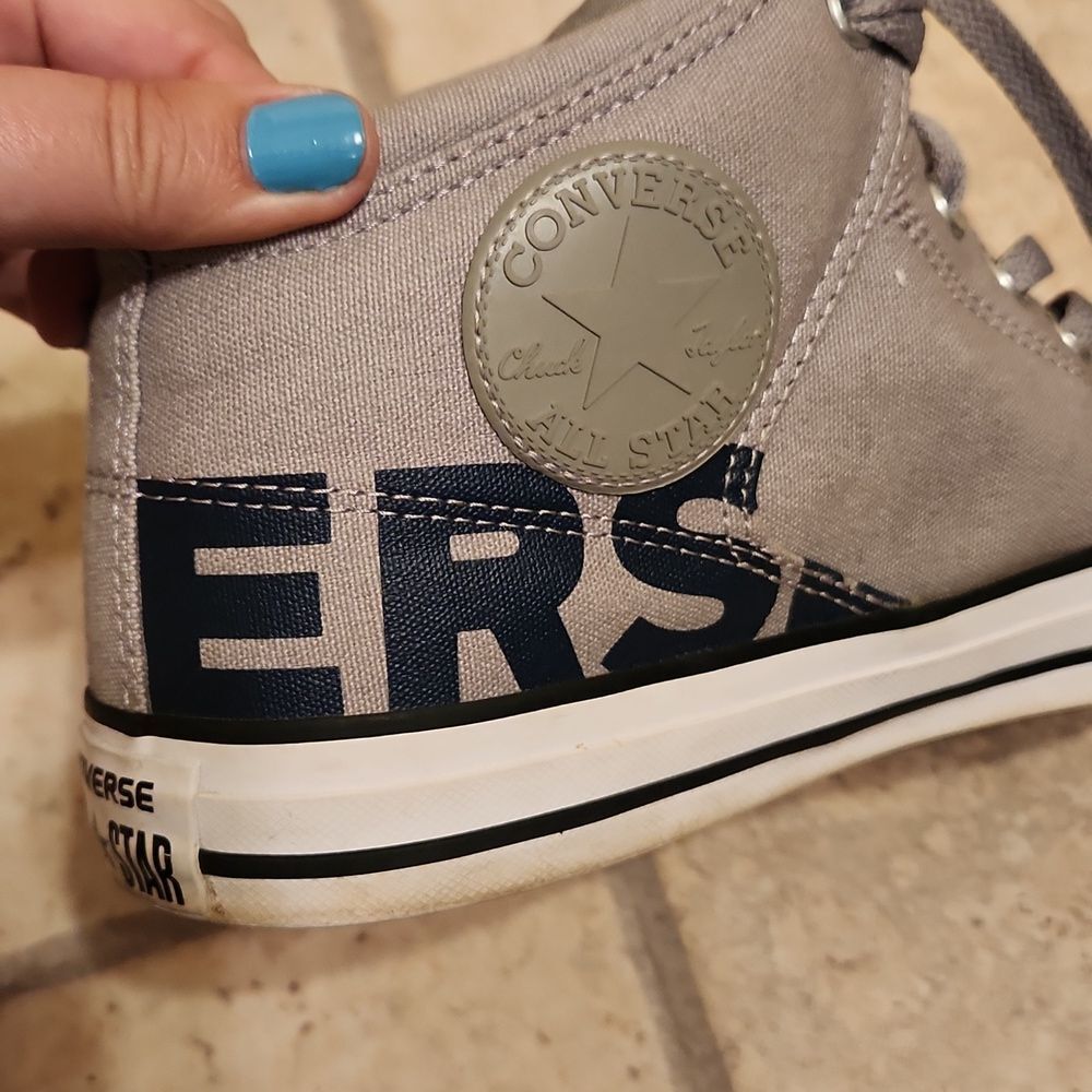 Converse CTAs Gray Hi Top Sneakers w/ Lettering Men's 10 Women's 12 - Picture 7 of 11